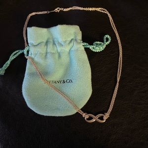 Tiffany&Co Infinity Necklace